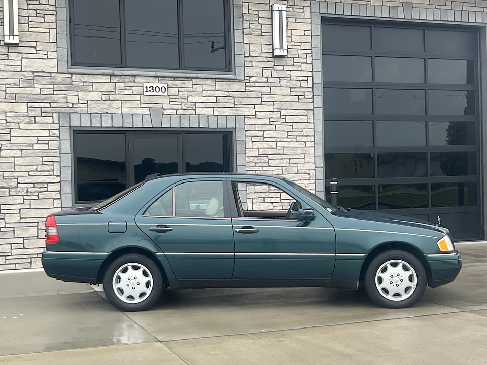 1995 Mercedes-Benz W202 C-Class - Image 5 of 31