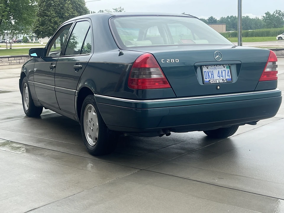 1995 Mercedes-Benz W202 C-Class - Image 9 of 31