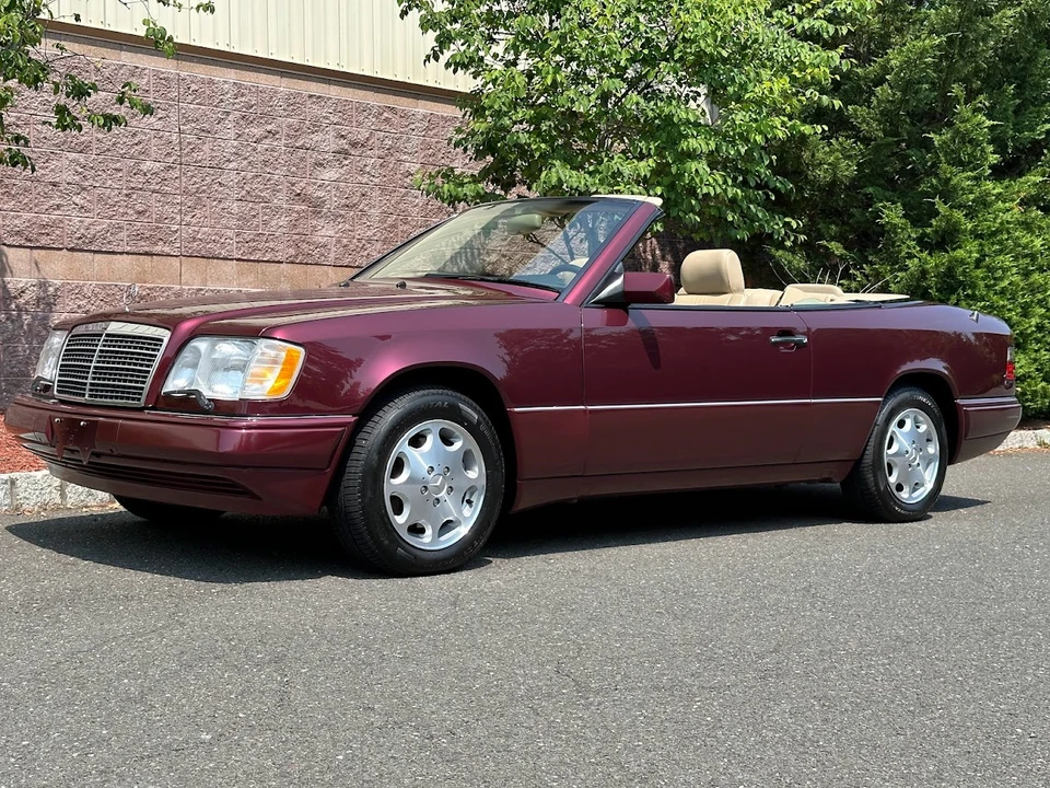1995 Mercedes-Benz W124 E-Class - Image 13 of 31