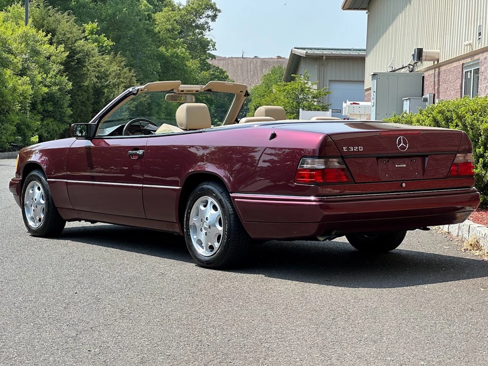 1995 Mercedes-Benz W124 E-Class - Image 31 of 31