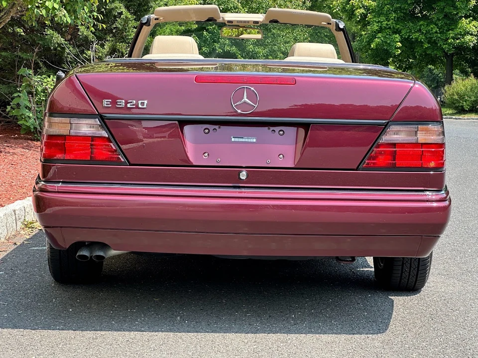 1995 Mercedes-Benz W124 E-Class - Image 30 of 31