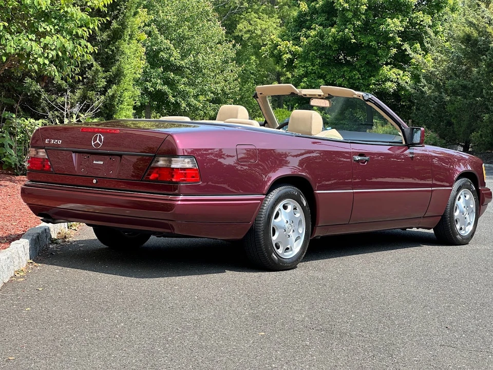 1995 Mercedes-Benz W124 E-Class - Image 26 of 31