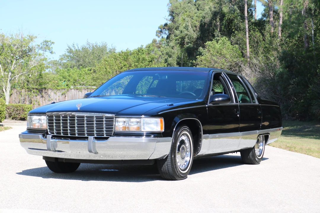 1996 Cadillac Fleetwood - Image 6 of 31