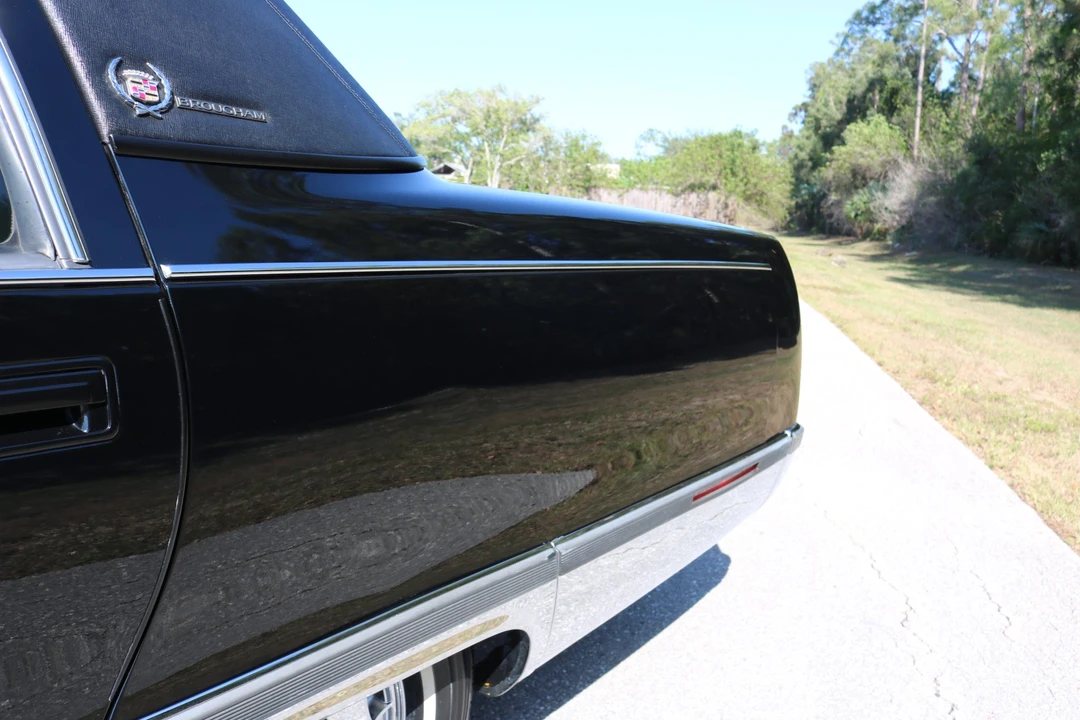1996 Cadillac Fleetwood - Image 28 of 31