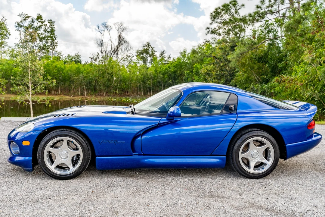 1996 Dodge Viper GTS 2nd Gen - Image 9 of 31