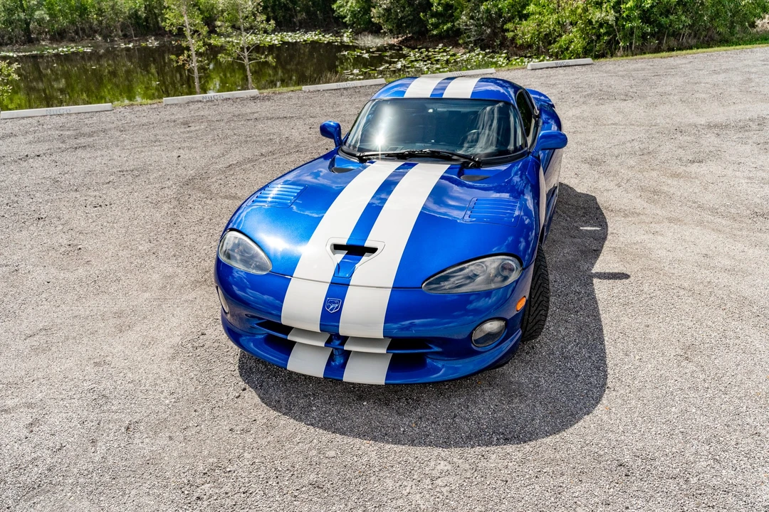 1996 Dodge Viper GTS 2nd Gen - Image 2 of 31