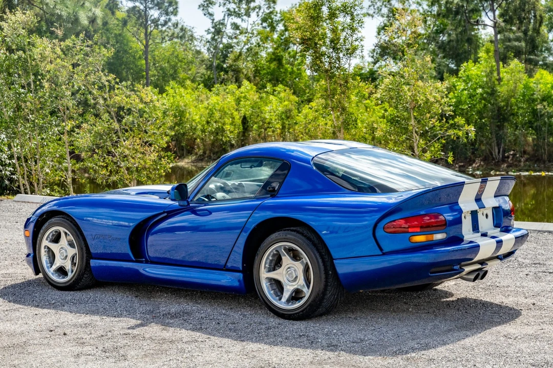 1996 Dodge Viper GTS 2nd Gen - Image 10 of 31
