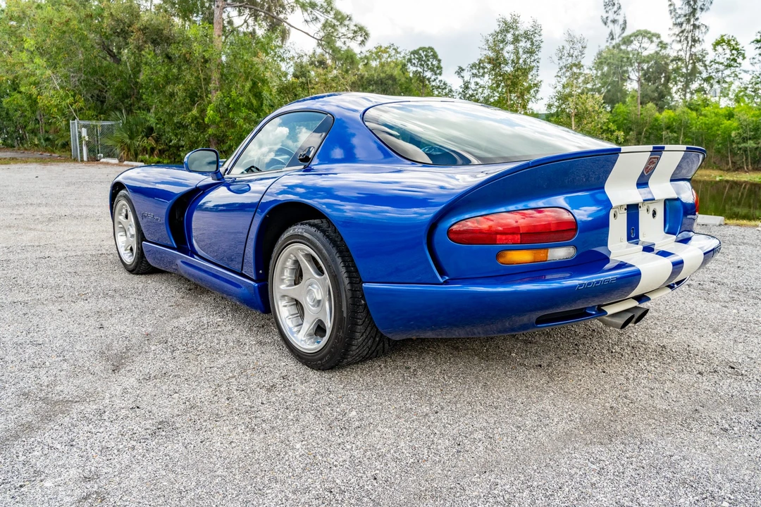 1996 Dodge Viper GTS 2nd Gen - Image 11 of 31