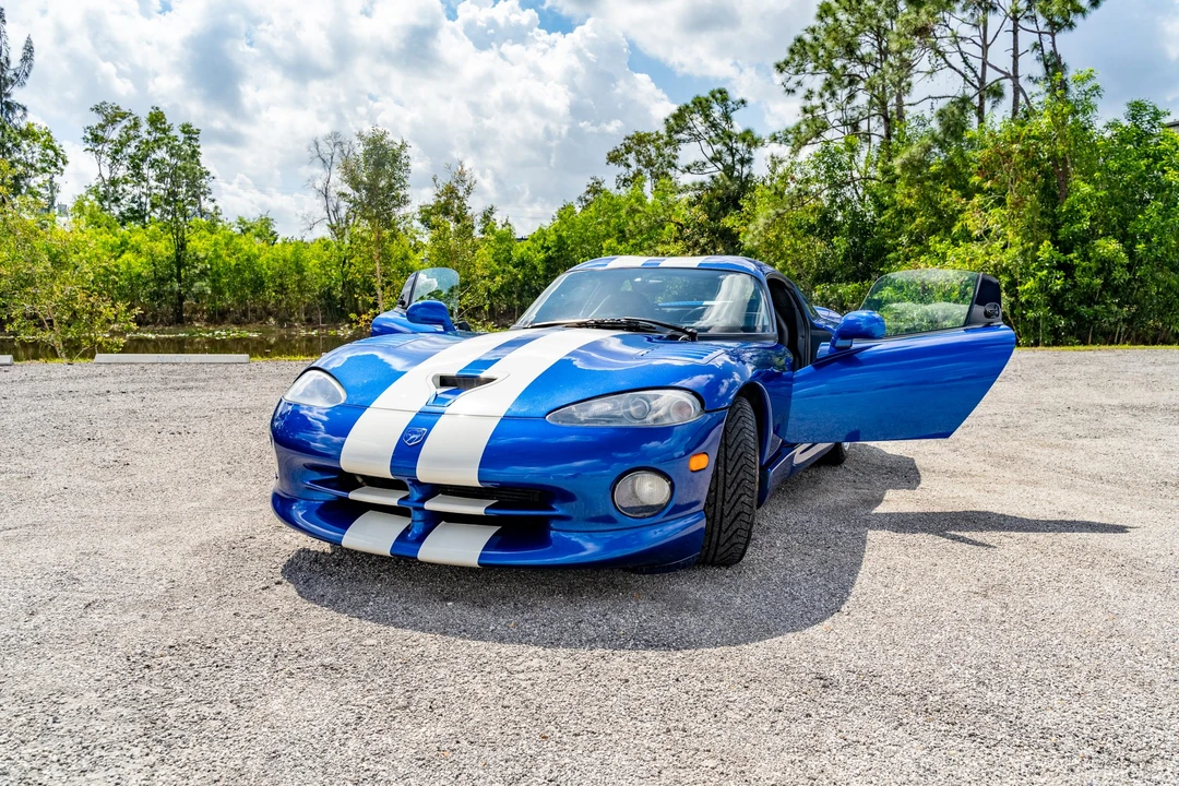 1996 Dodge Viper GTS 2nd Gen - Image 30 of 31