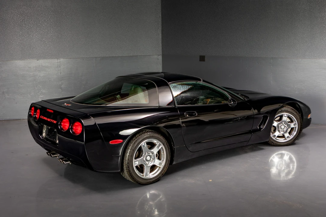 1997 Chevrolet Corvette C5 - Image 19 of 31