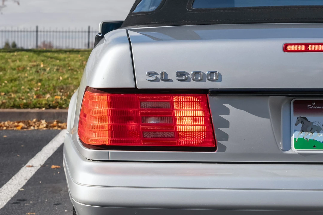 1998 Mercedes-Benz R129 SL-Class - Image 18 of 31