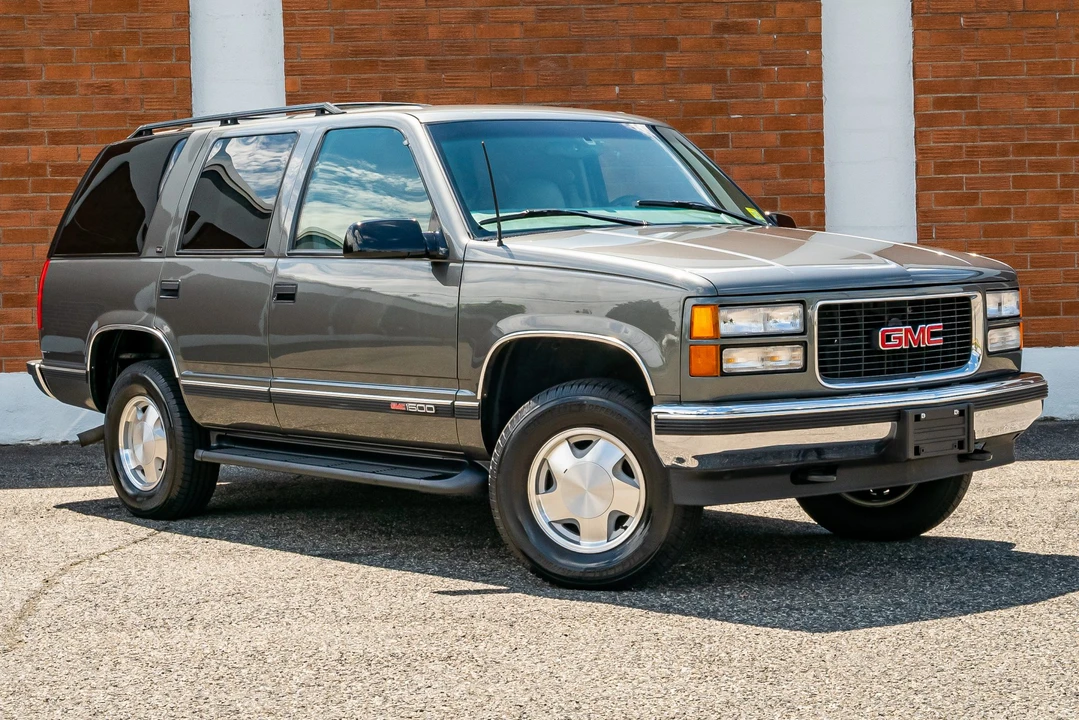 1999 GMC Yukon 1st Gen - Image 21 of 31