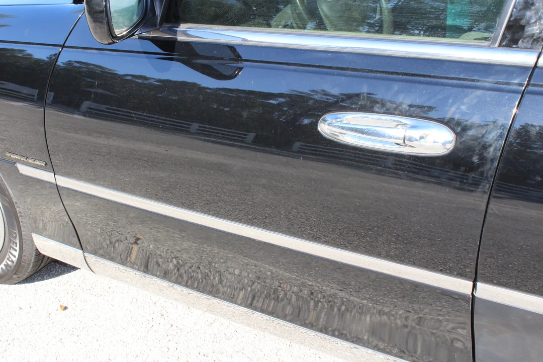 1999 Lincoln Town Car - Image 23 of 31