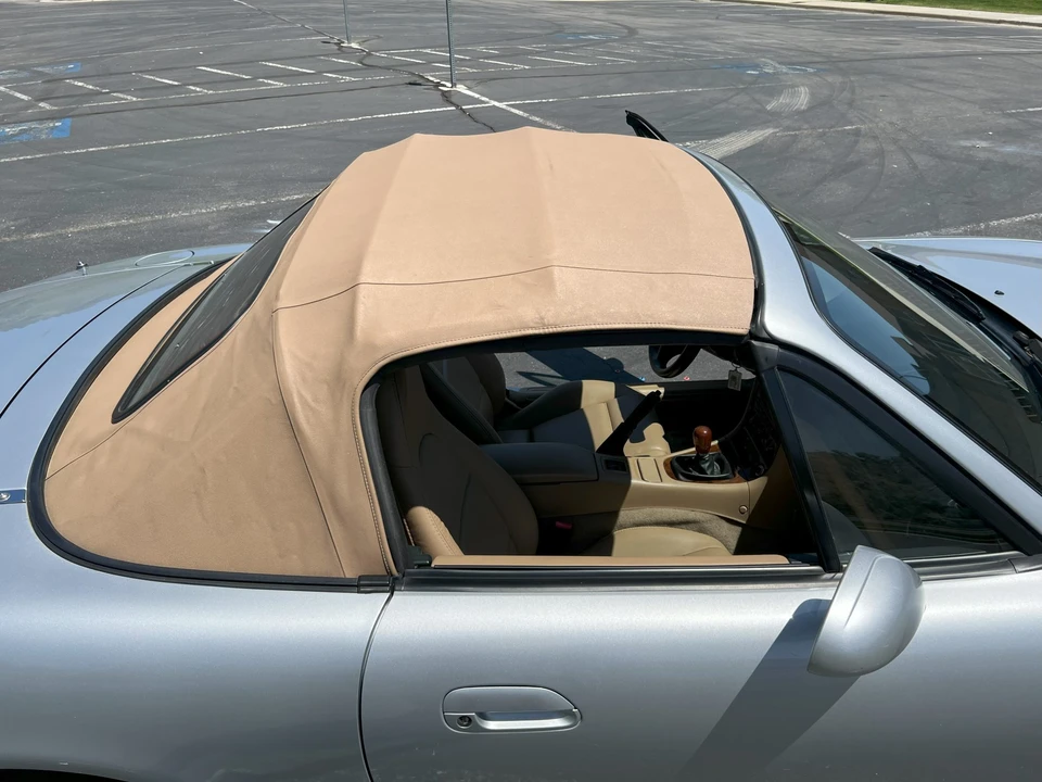 1999 Mazda NB MX-5 Miata - Image 25 of 31