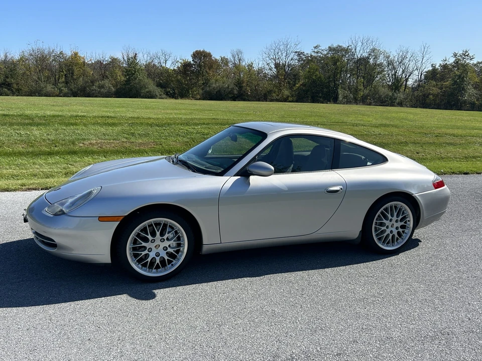 1999 Porsche 996 Carrera 4 - Image 8 of 31