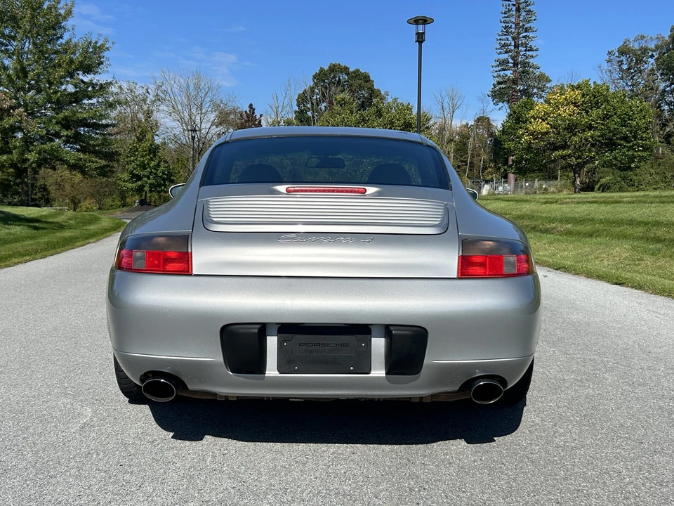 1999 Porsche 996 Carrera 4 - Image 30 of 31