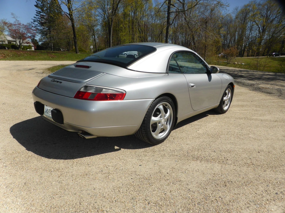1999 Porsche 996 Carrera - Image 11 of 31