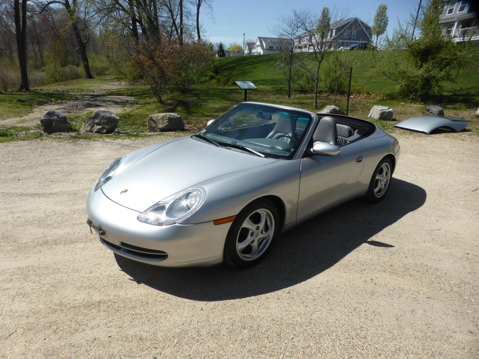 1999 Porsche 996 Carrera - Image 16 of 31