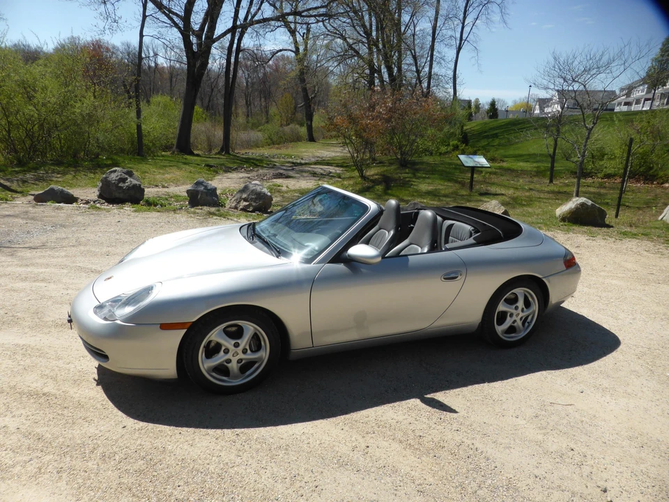 1999 Porsche 996 Carrera - Image 13 of 31