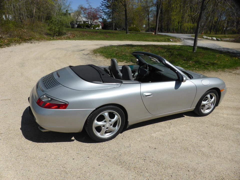 1999 Porsche 996 Carrera - Image 25 of 31