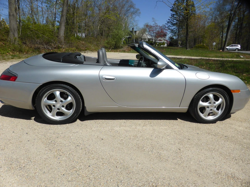 1999 Porsche 996 Carrera - Image 24 of 31