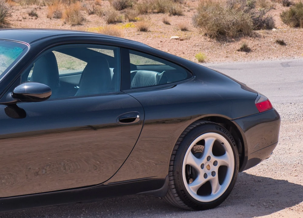 1999 Porsche 996 Carrera - Image 21 of 31