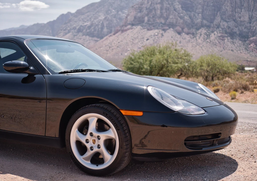 1999 Porsche 996 Carrera - Image 13 of 31