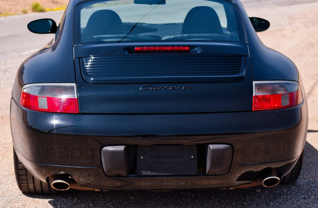 1999 Porsche 996 Carrera - Image 27 of 31