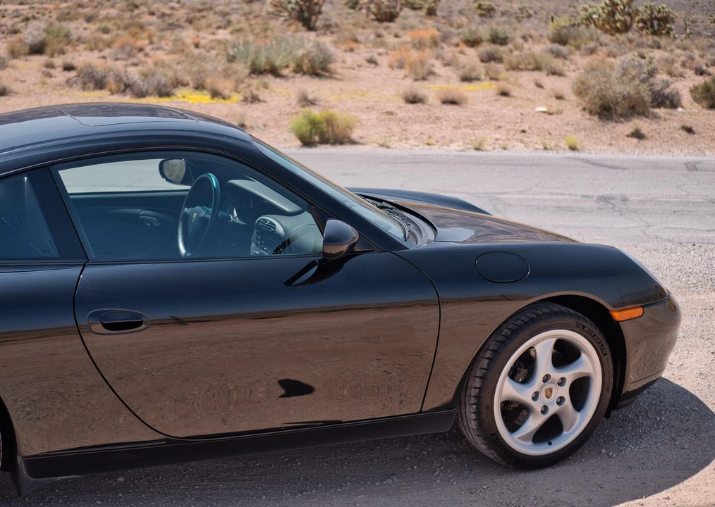1999 Porsche 996 Carrera - Image 14 of 31