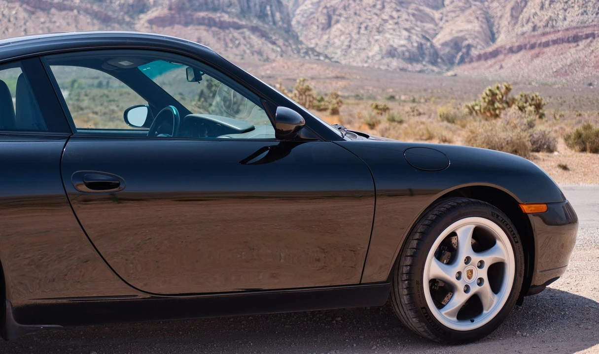 1999 Porsche 996 Carrera - Image 15 of 31