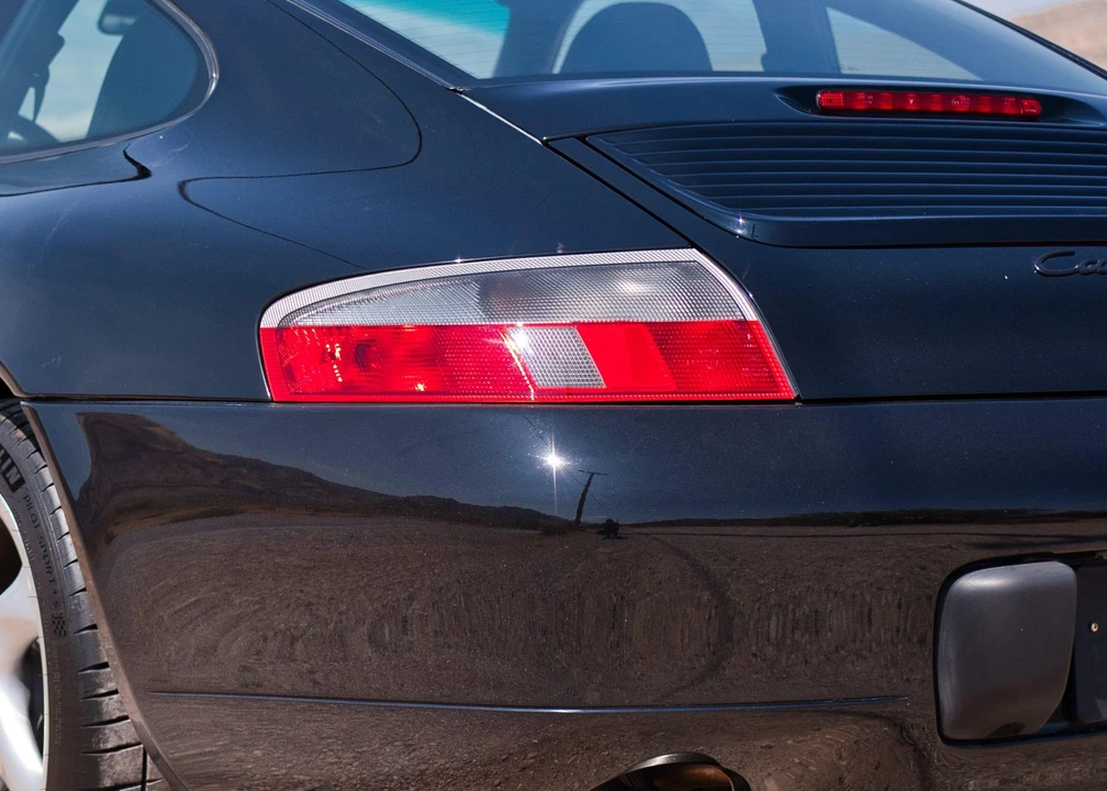 1999 Porsche 996 Carrera - Image 29 of 31