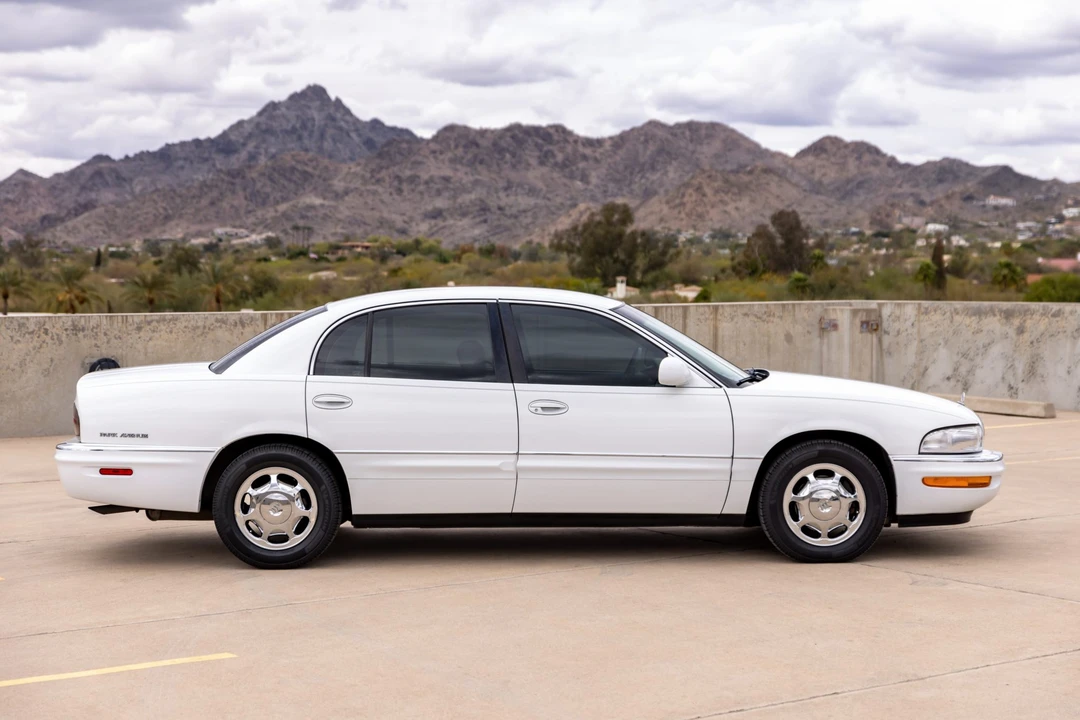 2000 Buick Park Avenue - Image 4 of 31