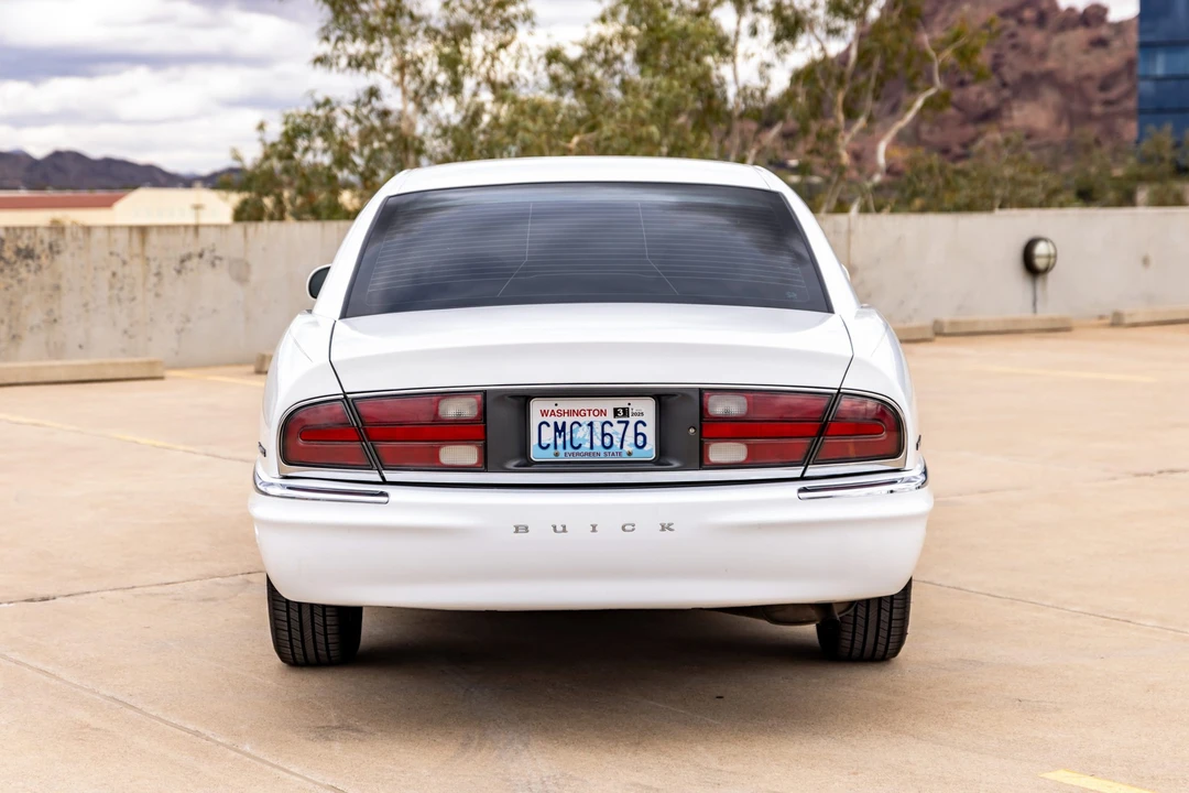 2000 Buick Park Avenue - Image 6 of 31