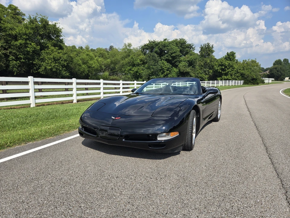 2000 Chevrolet Corvette C5 - Image 3 of 31