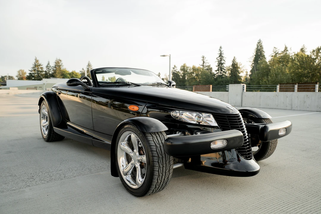 2000 Plymouth Prowler - Image 9 of 31