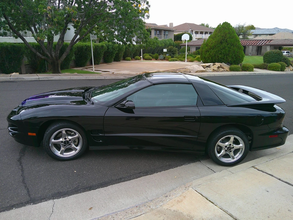 2000 Pontiac Firebird Trans Am 4th Gen - Image 14 of 31
