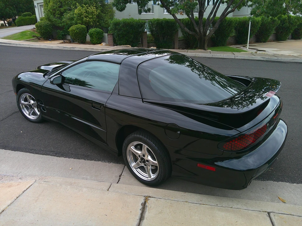 2000 Pontiac Firebird Trans Am 4th Gen - Image 16 of 31