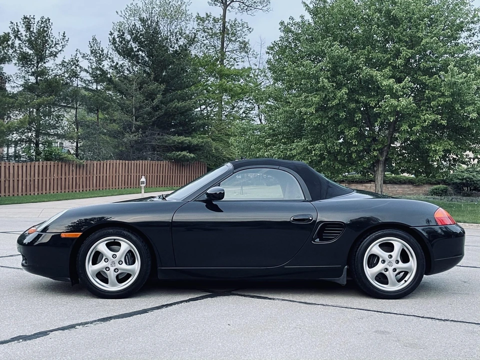 2000 Porsche 986 Boxster - Image 8 of 31