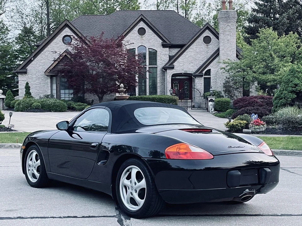 2000 Porsche 986 Boxster - Image 9 of 31