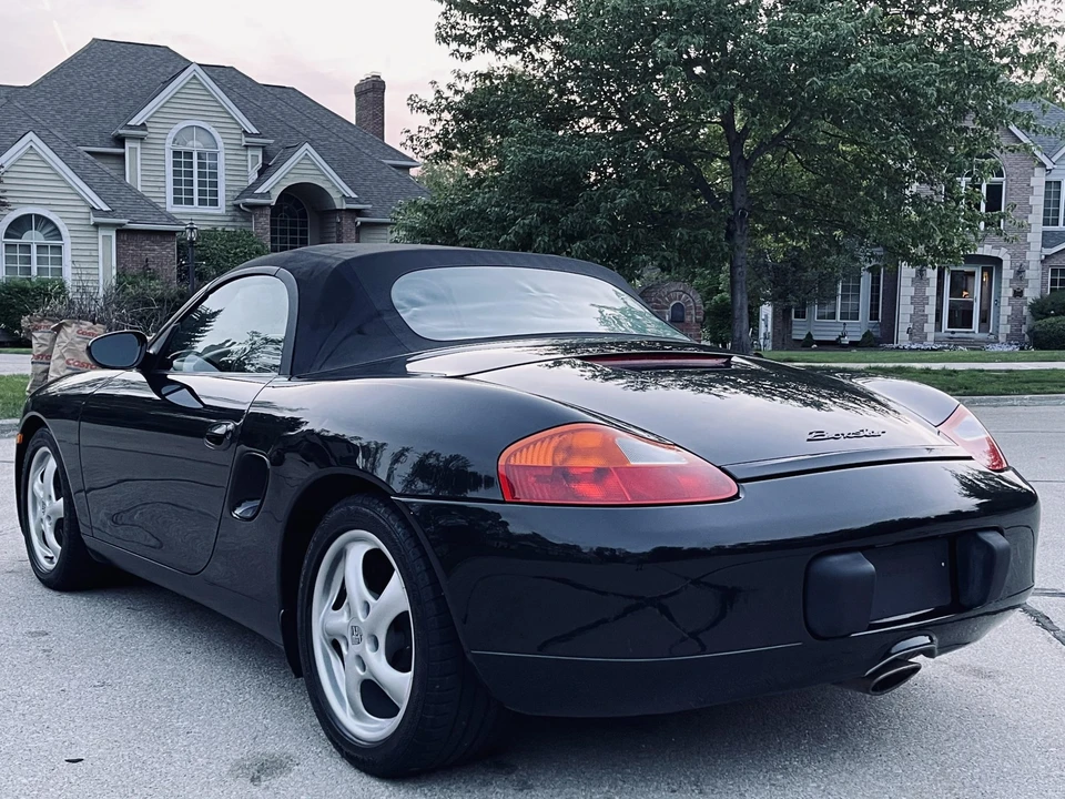 2000 Porsche 986 Boxster - Image 11 of 31