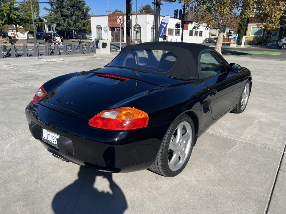 2000 Porsche 986 Boxster - Image 27 of 31