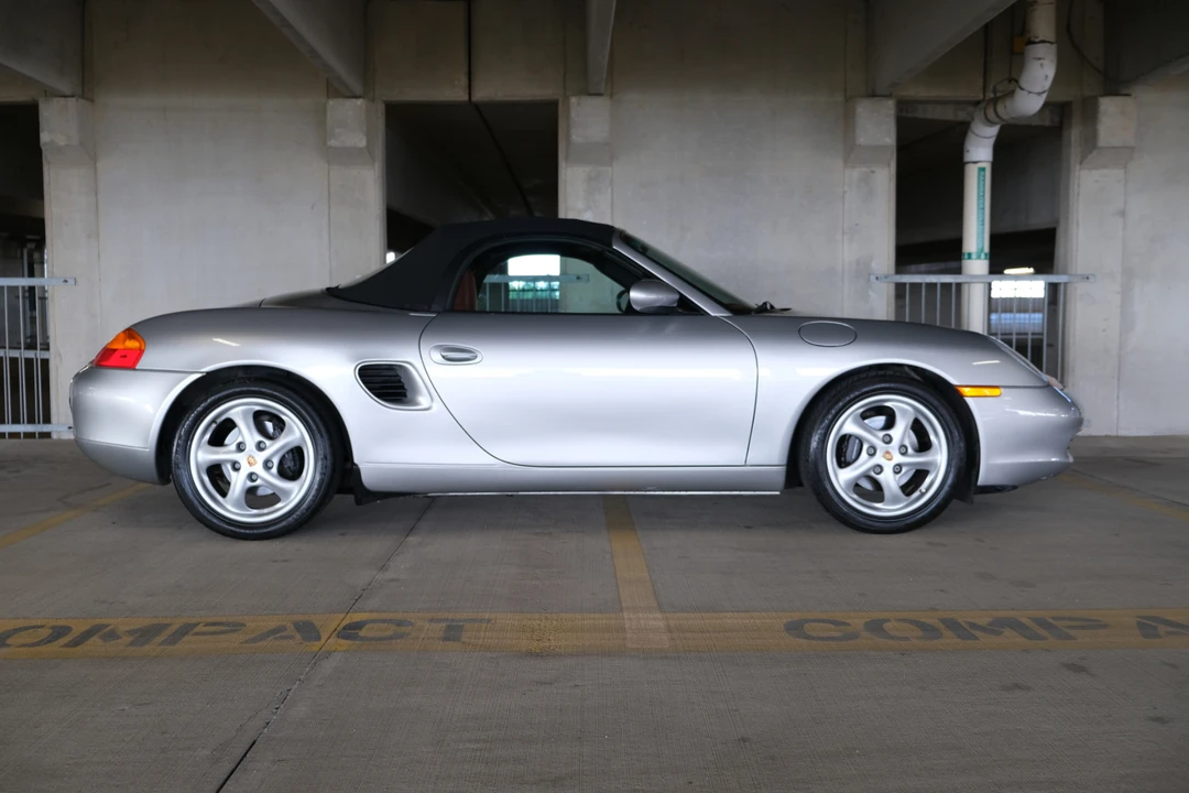 2000 Porsche 986 Boxster - Image 10 of 31