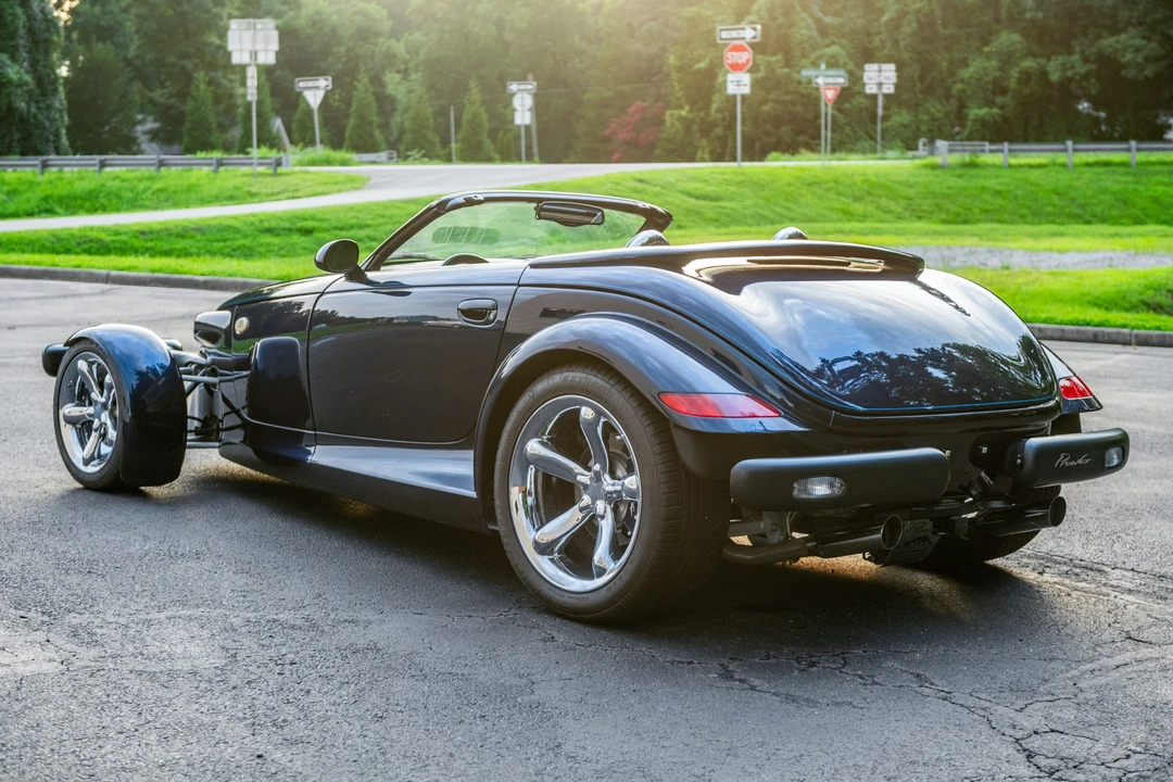 2001 Plymouth Prowler - Image 14 of 31