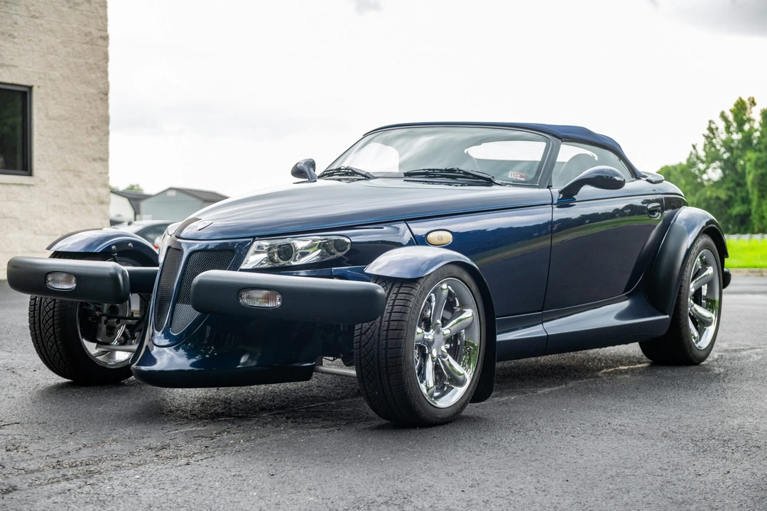 2001 Plymouth Prowler - Image 2 of 31