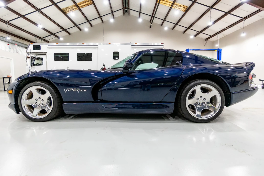 2001 Dodge Viper GTS 2nd Gen - Image 3 of 31