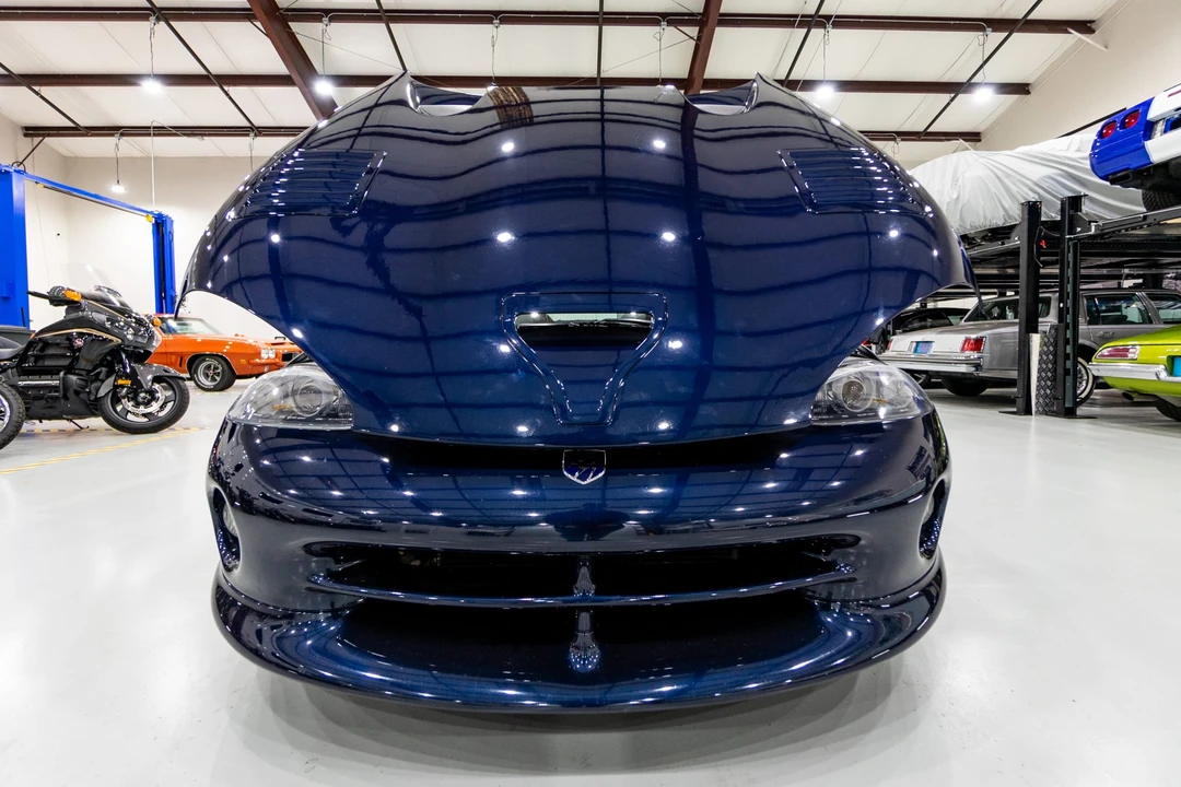 2001 Dodge Viper GTS 2nd Gen - Image 11 of 31