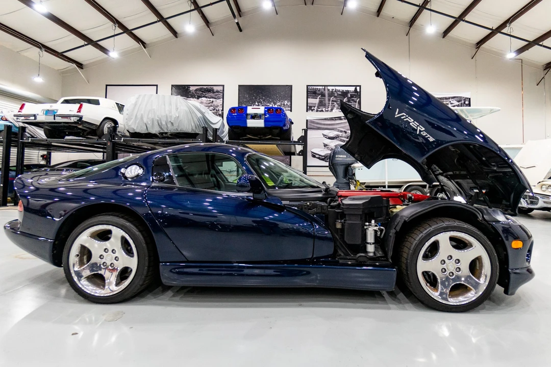 2001 Dodge Viper GTS 2nd Gen - Image 14 of 31