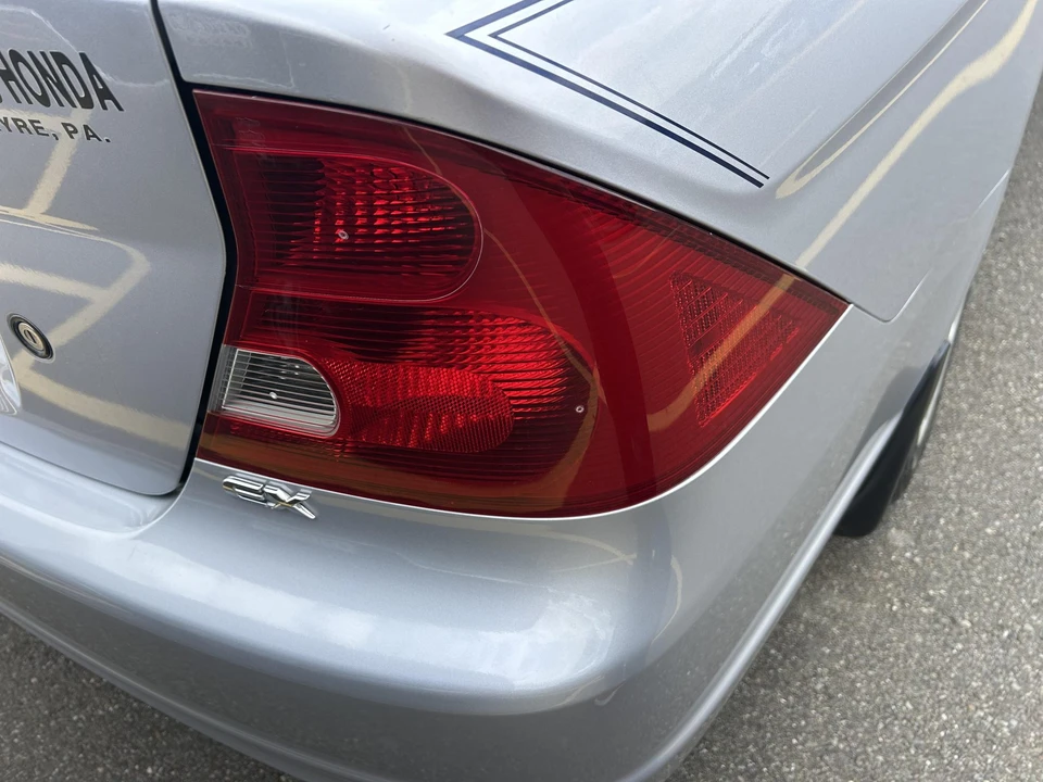 2001 Honda Civic 7th Gen - Image 13 of 31