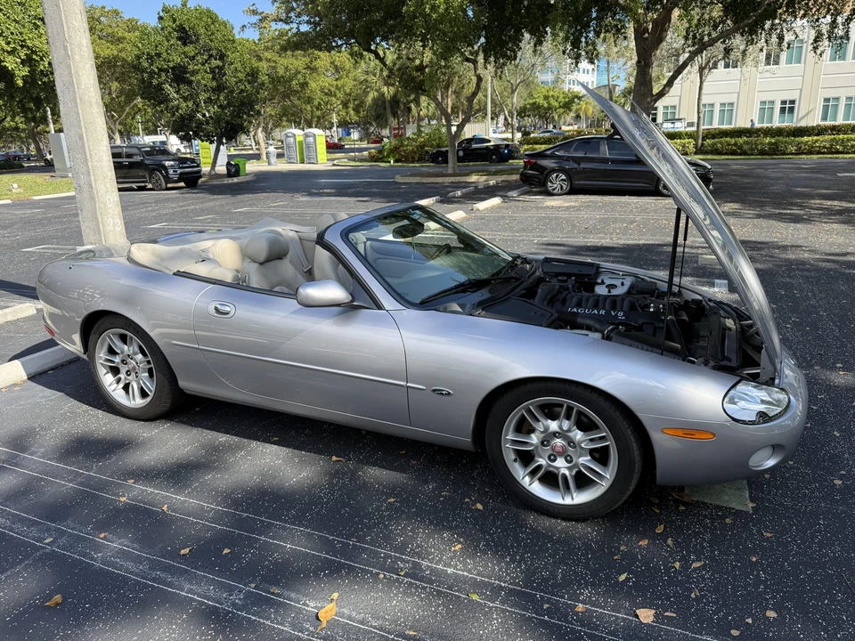 2001 Jaguar X100 XK8 - Image 22 of 31