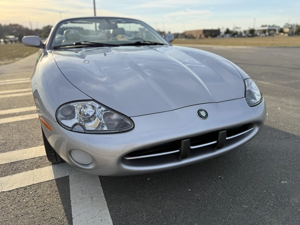 2001 Jaguar X100 XK8 - Image 9 of 31